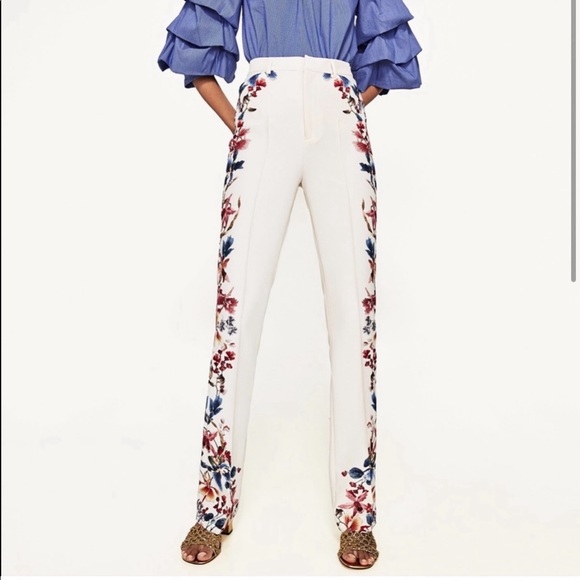 Zara Pants - ZARA FLORAL SIDE PRINTED FLARE PANTS